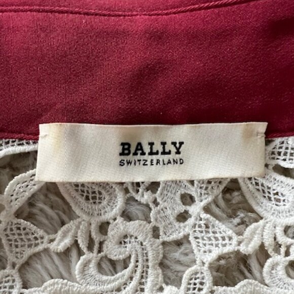 Bally Woman's White Long Sleeve Lace Shirt w/ Red Trim Size 10 Made In Italy - Picture 2 of 14